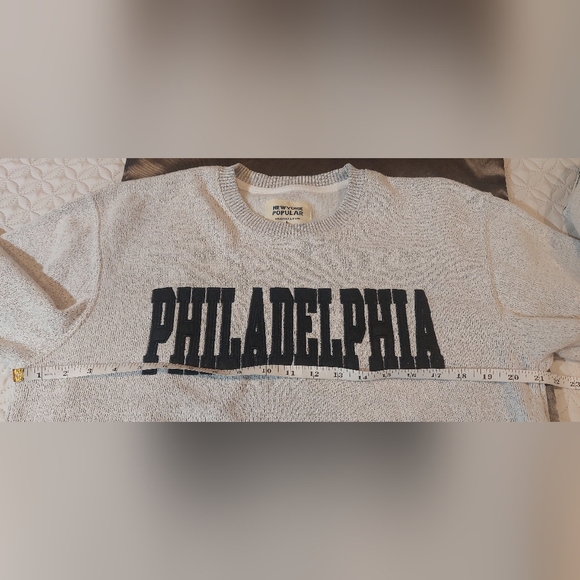 Philadelphia Women's Crewneck Sweater in Gray - Picture 7 of 7